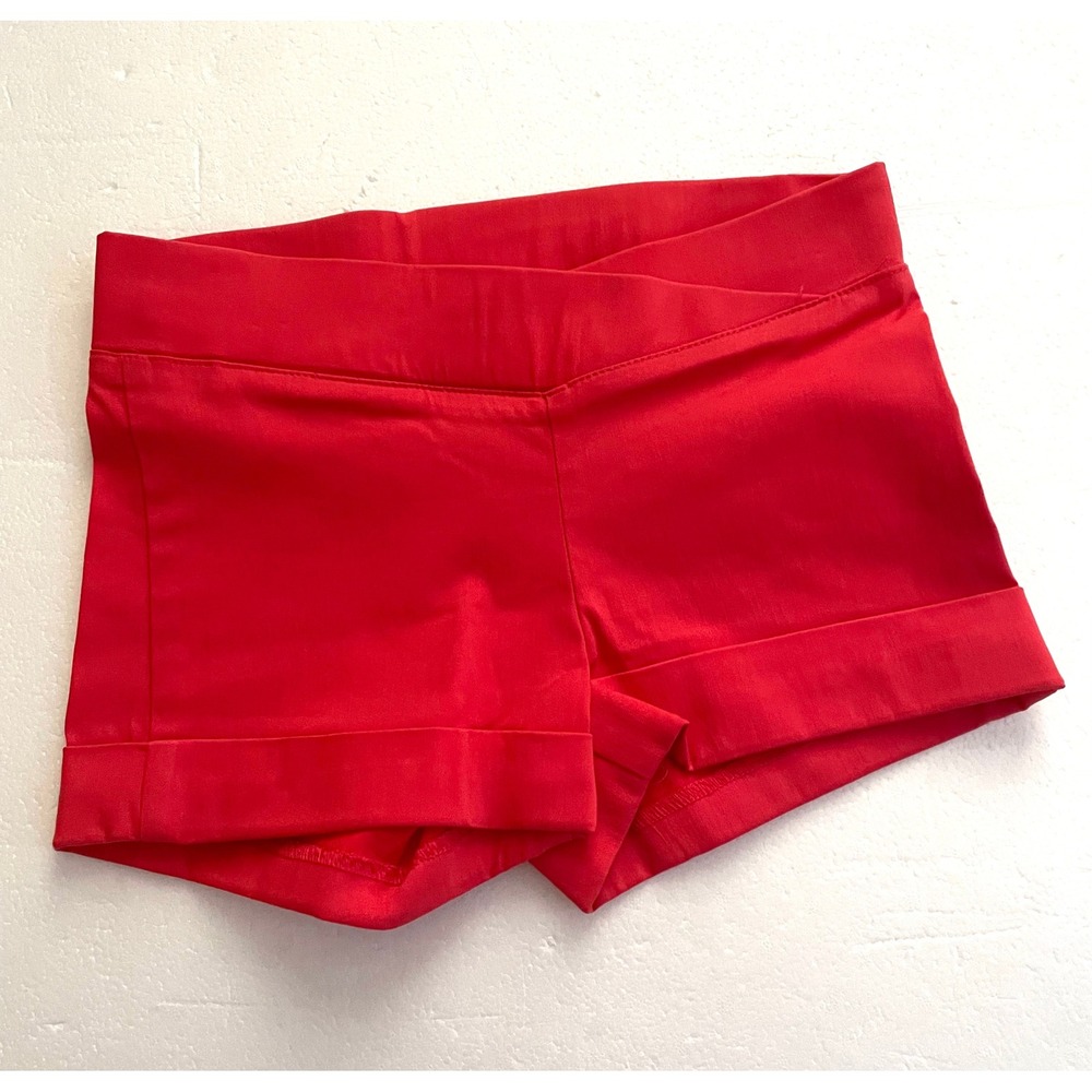 2B Clothing Red Crossover V-Waist Cuffed Mini Shorts Size Small